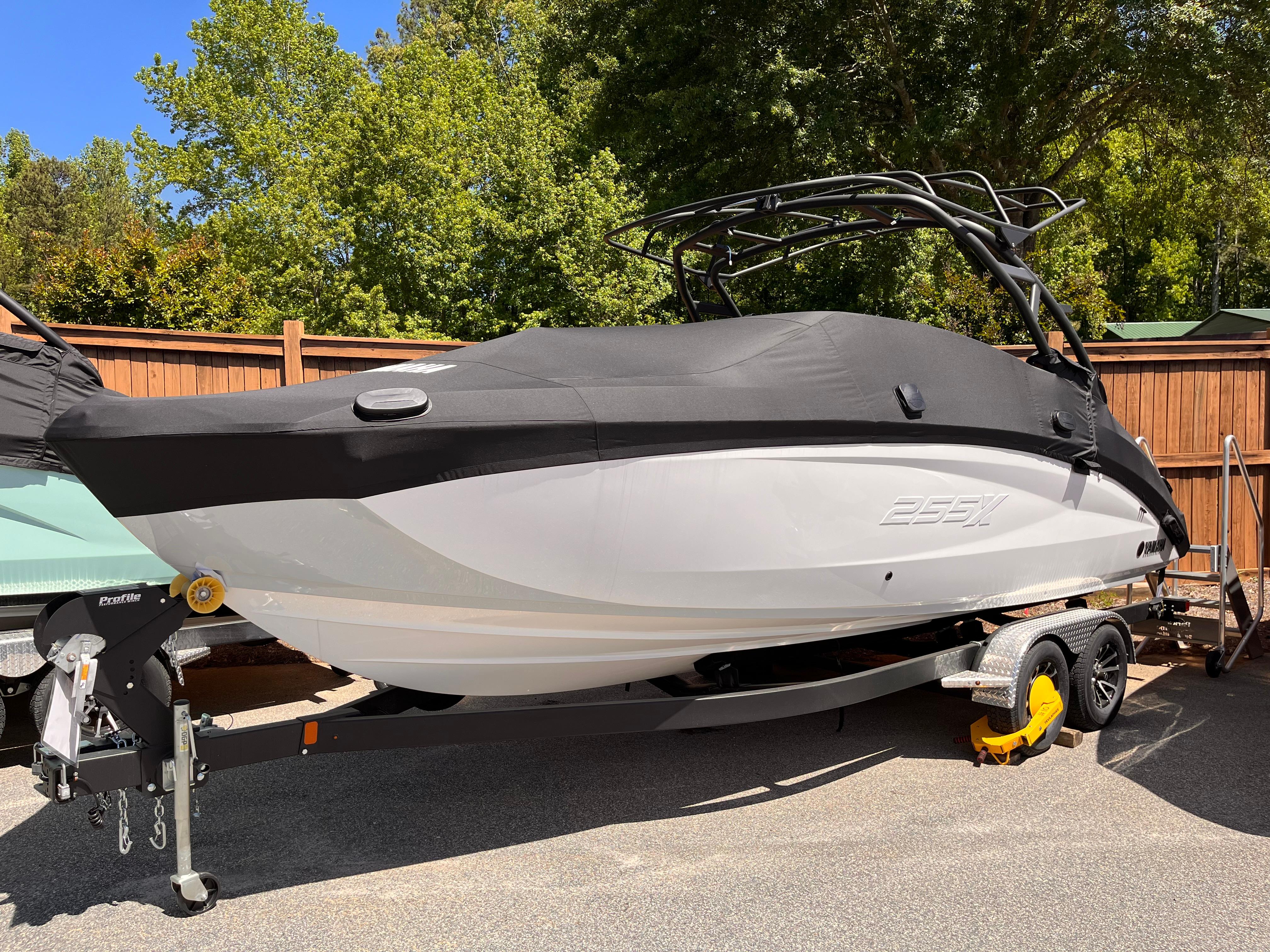 2024 Yamaha Boats 255XE