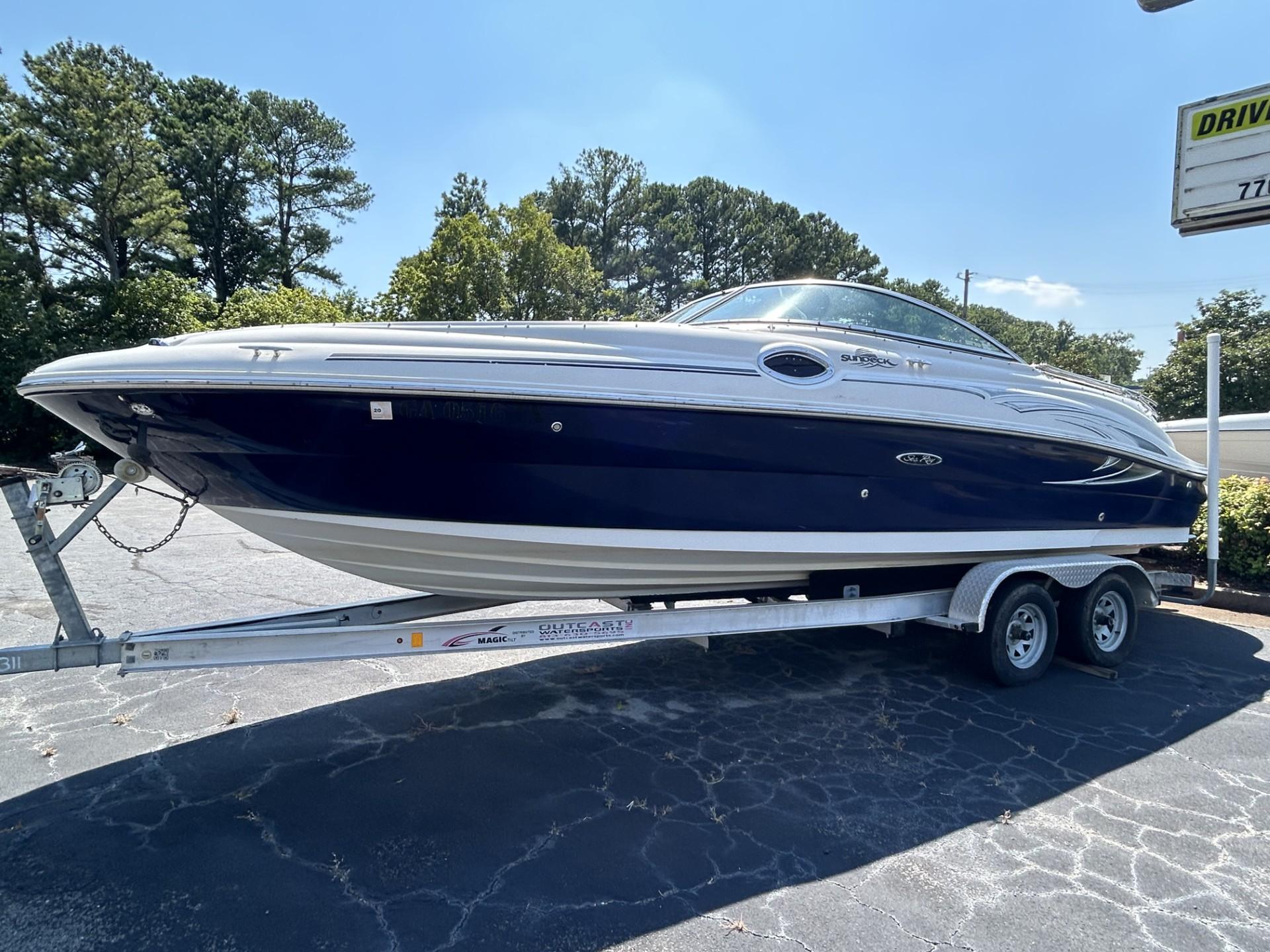 2005 Sea Ray 240 SD