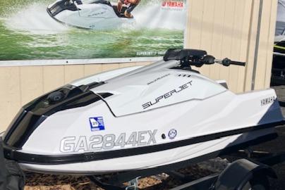 2022 Yamaha WaveRunner SuperJet